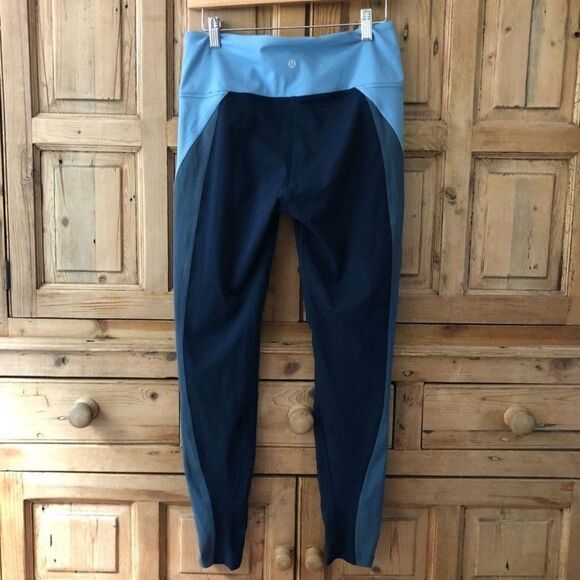 Lululemon 10 Get Going Train Tight 28" True Navy / Cascade Blue Striped Leggings - Picture 5 of 8